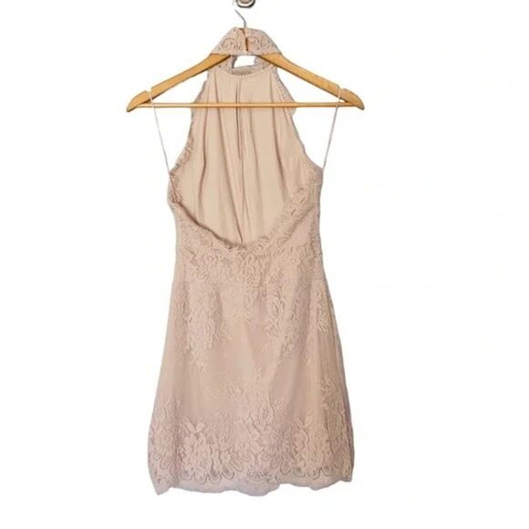 ✨ FREE PEOPLE Harper High Neck Halter Lace Dress✨ - Picture 9 of 14
